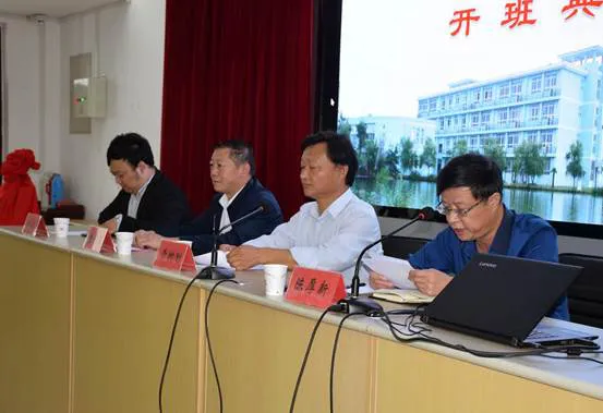 安徽梦都集团与安徽冶金科技职业学院首届“梦都职业经理人班”开班典礼圆满结束