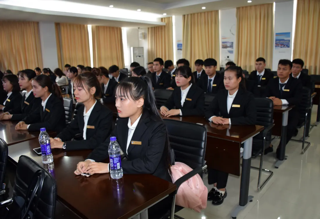 安徽梦都集团与安徽冶金科技职业学院首届“梦都职业经理人班”开班典礼圆满结束